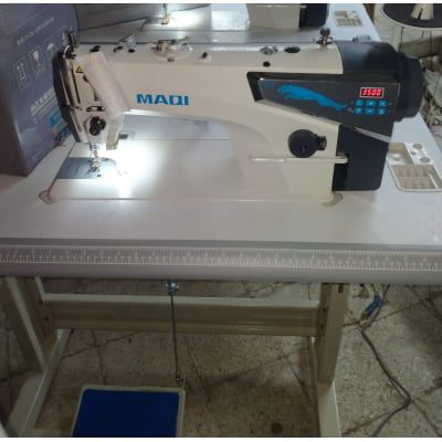 Máquina de costura Reta MAQI Q2 - Corte de Linha Automático Direct Drive + KIT COM 1 TESOURA ORIGINAL EXCLUSIVA E 10 BOBINAS
