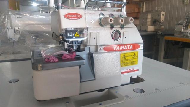 Máquina de Costura Overloque Yamata FY33 com motor servo econômico  220v